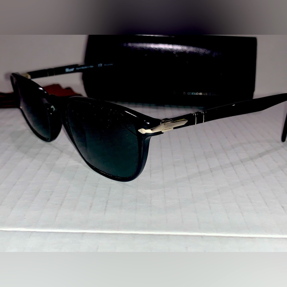Persol Italian Made Sunglasses, James Bond’s Brand! Steve McQueen, Daniel Craig